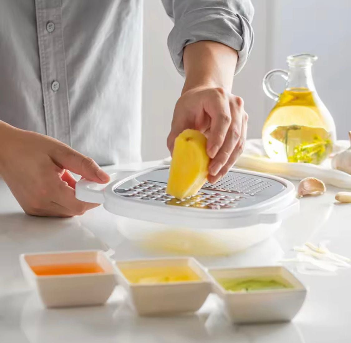 4-in-1 Multi-function Vegetable Grater with Storage Box